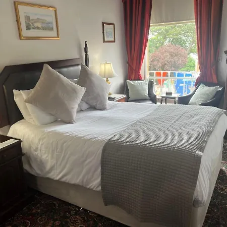 Mansion House 5*