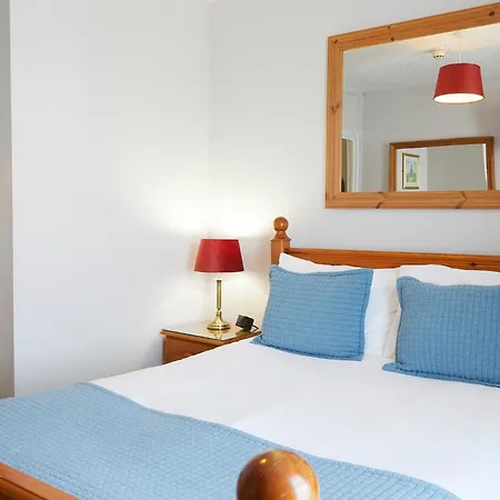 Mansion House Гостевой дом 5*