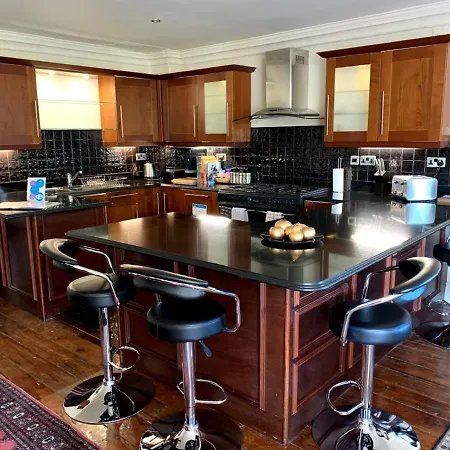 Mansion House Guest house 5*